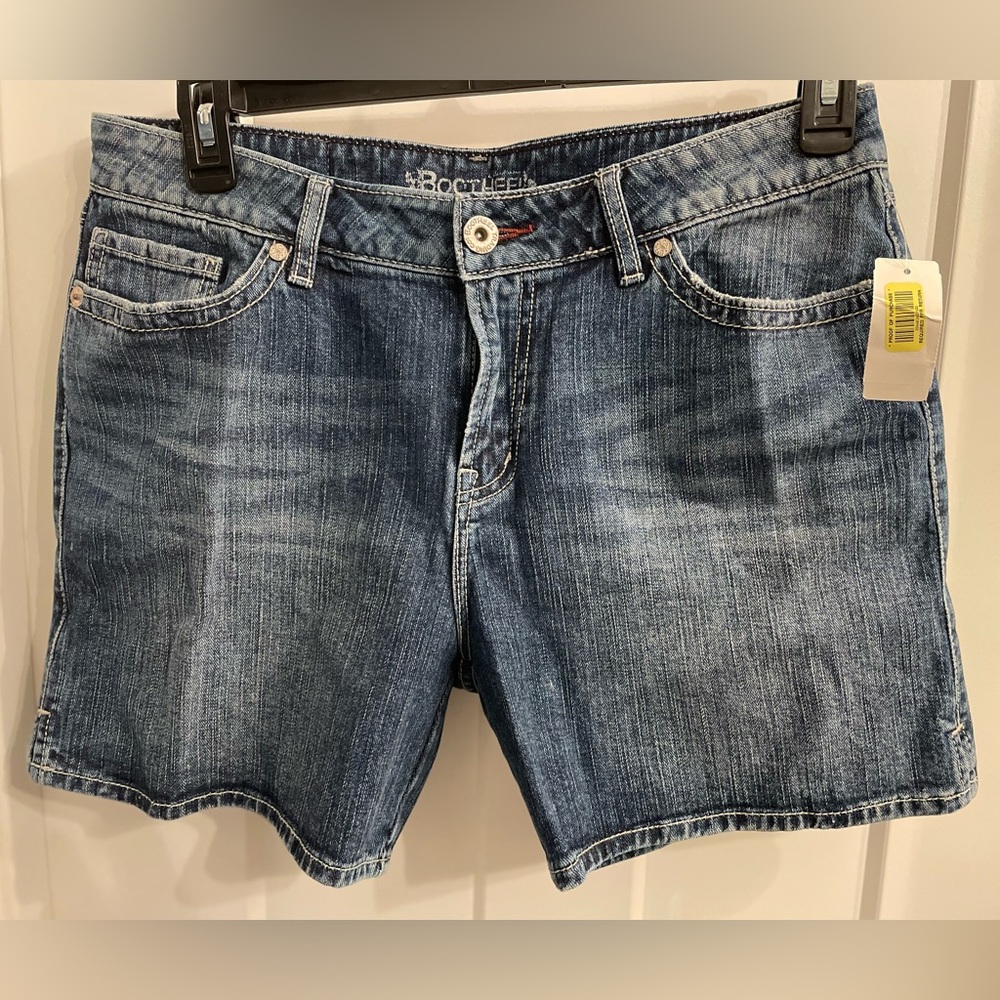 Jean shorts, Bootheel Trading Co, Size 32/12, NWT
